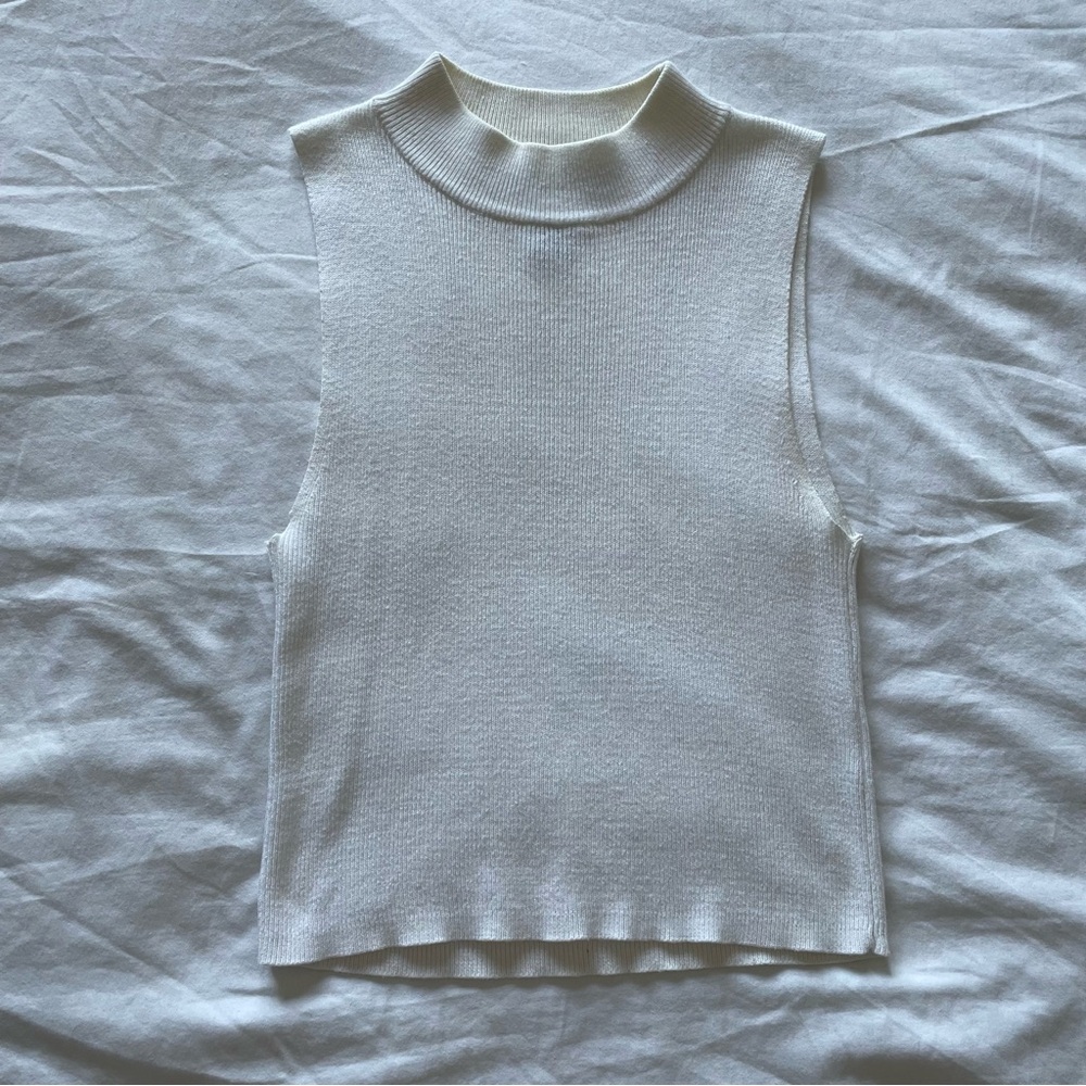 Forever 21 White Mock Neck Crop Top